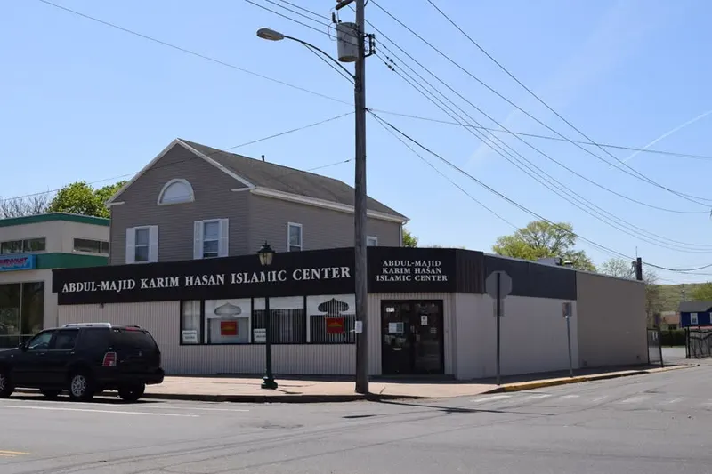 The Abdul-Majid Karim Hasan Islamic Center building at 870 Dixwell Avenue, Hamden
